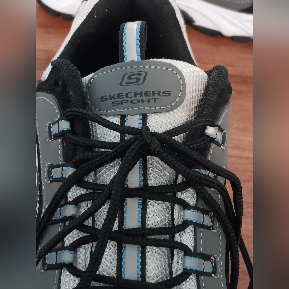 Skechers Black and Gray Chunky Athletic Shoes - Picture 9 of 11